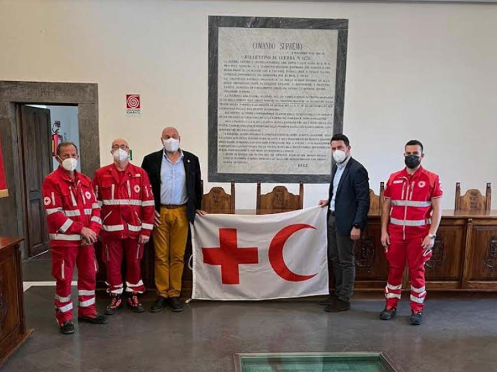 Bagnoregio rende omaggio alla Croce Rossa Italiana.