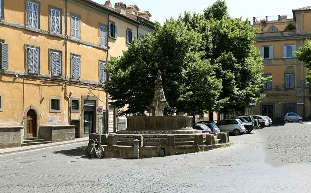 San Faustino: investe un uomo e si dilegua. Rintracciato e denunciato.