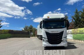 tir-camion-spazzatura-rifiuti-monterazzano-discarica