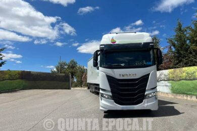 tir-camion-spazzatura-rifiuti-monterazzano-discarica