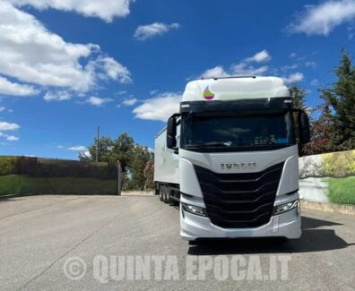 tir-camion-spazzatura-rifiuti-monterazzano-discarica