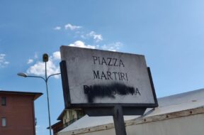 Piazza Martiri di Nassirya (1)