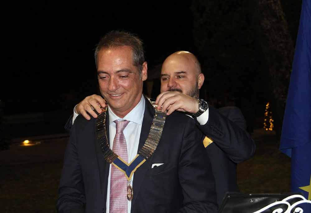 Rotary Viterbo, passaggio della campana a Lamberto Scorzino.