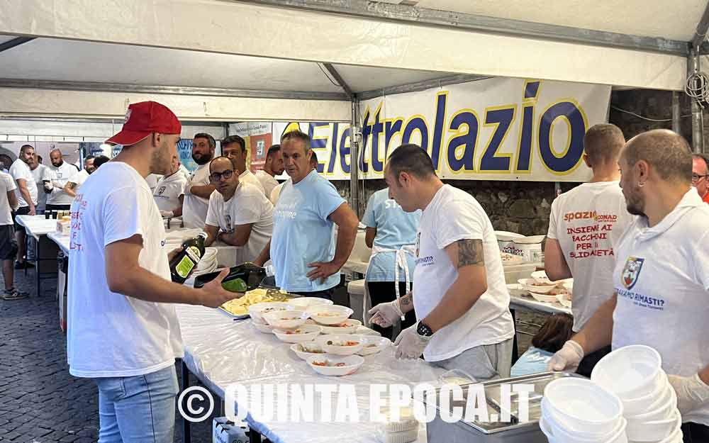 Rossi: «I facchini si sono spezzati la schiena. È impegno di tutti che il 3 settembre non finisca mai».
