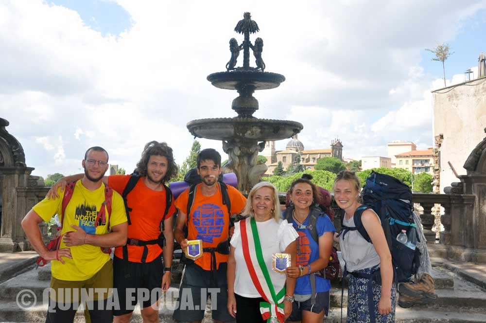 Via Francigena, da Canterbury a Leuca, pellegrini accolti dalla consigliera Croci.