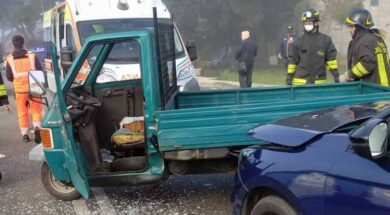 incidente-motocarro-autovettura