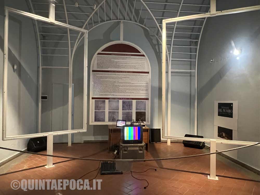 Natale al museo: una tv e un suono continuo. Poggi: «Gli altri consiglieri mi hanno chiesto di venire a vedere».