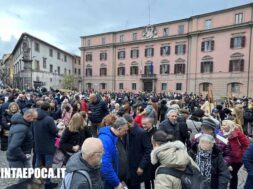 benedizione-animali-folla-piazza-plebiscito
