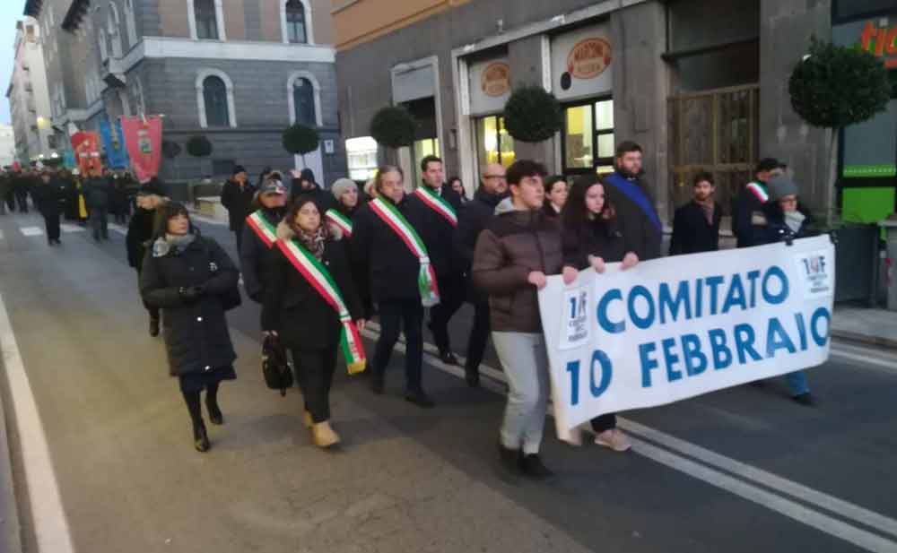 Foibe, giorno del ricordo: circa 300 persone in corteo.