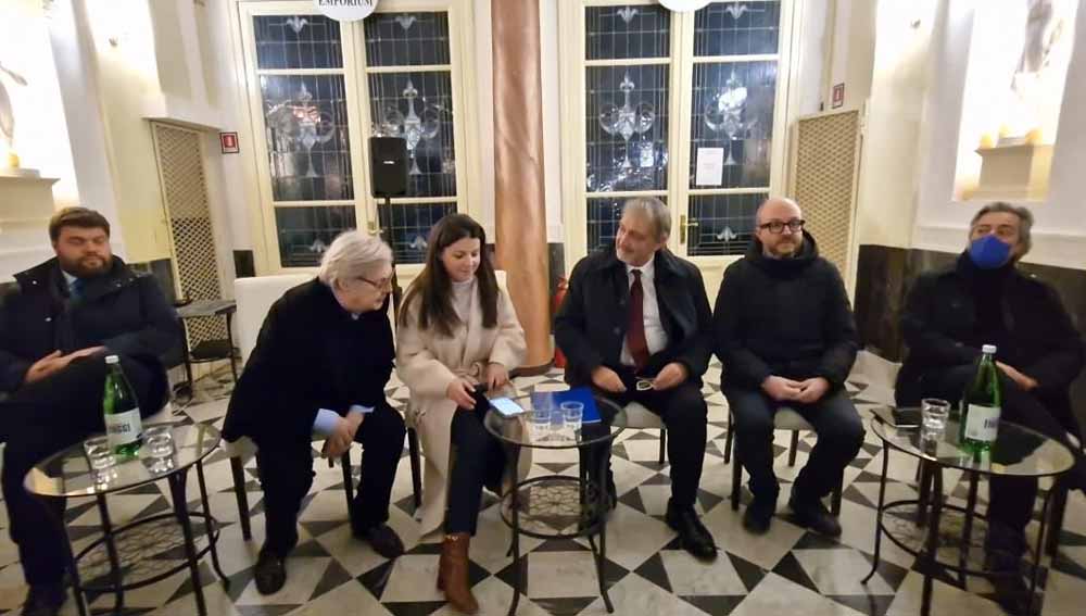 Frontini, Romoli, Rotelli, Battistoni e Sgarbi insieme per Francesco Rocca.