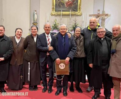 vescovo-piazza-mecarini-rossi