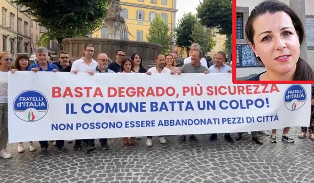 San Faustino, flash mob Fratelli d’Italia, Frontini: “Per anni non avete mosso un dito”.
