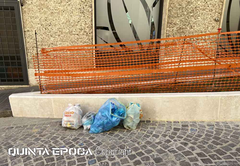 Via Matteotti, commercianti in rivolta firmano una petizione indirizzata al Comune.