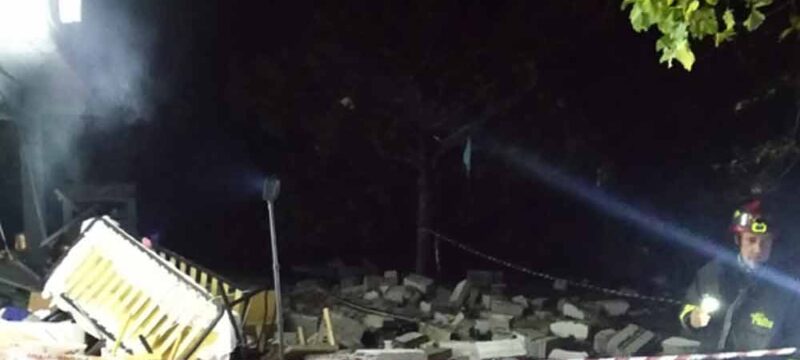 esplosione-san-lorenzo-nuovo-vigili-fuoco