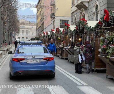POLIZIA-MERCATINI-NATALE