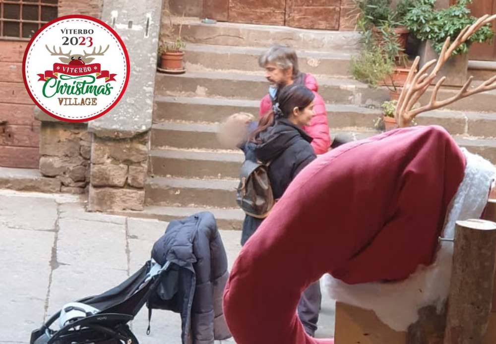 Kim Rossi Stuart al Christmas Village con la famiglia.