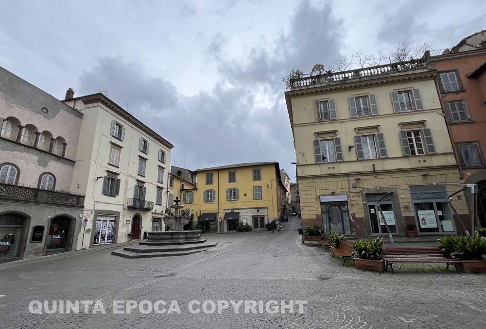 Veloce declino del centro storico, paura e disagi tra i commercianti rimasti.