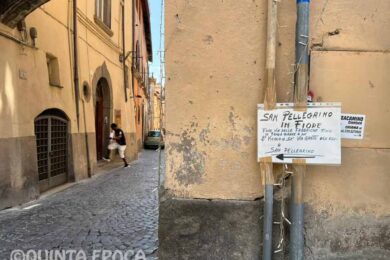 PIAZZA-FONTANA-GRANDE-SAN-PELLEFRINO-FIORE