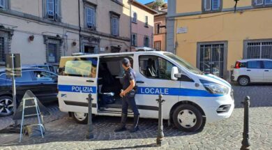 Furgone polizia municipale