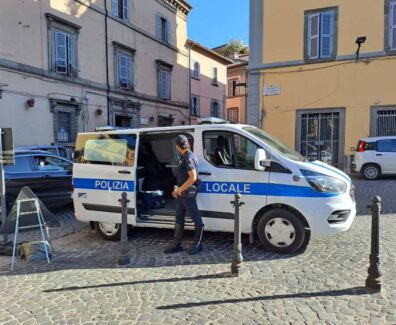 Furgone polizia municipale