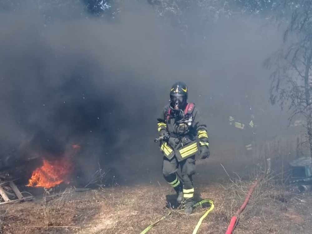 Sutri: vasto incendio divora cinque ettari di terreno.