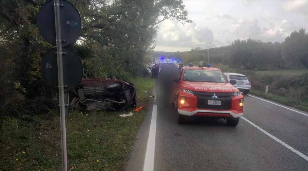 Incidente sull’Aurelia, ragazzo incastrato tra le lamiere, trasportato in ospedale con elisoccorso.