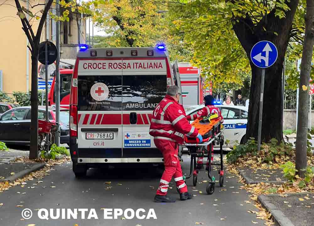 Via Lorenzo da Viterbo, ennesimo incidente, ma nessuno mette in sicurezza l’incrocio.
