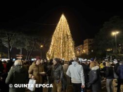 NATALE-ALBERO-SACRARIO-ACCENSIONE