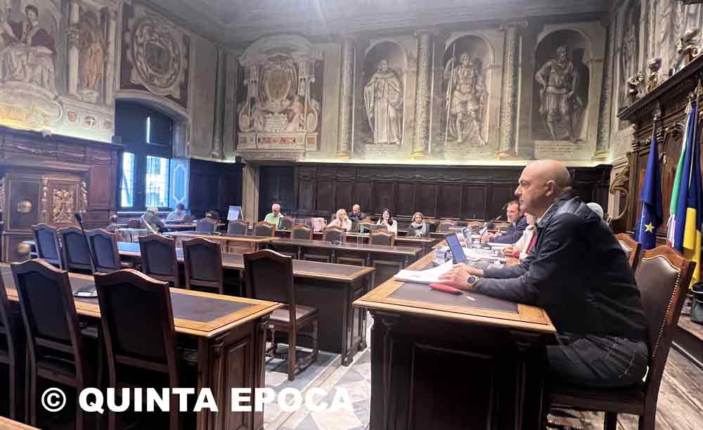 Commissione approva Dup e bilancio: scena muta dell’opposizione in attesa dello scontro in consiglio.