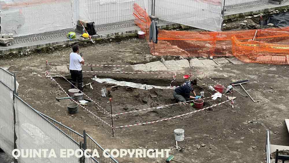 Piazza del Plebiscito, Floris: “Fine scavi archeologici prossima settimana”. Tempi incerti sulla copertura della piazza.