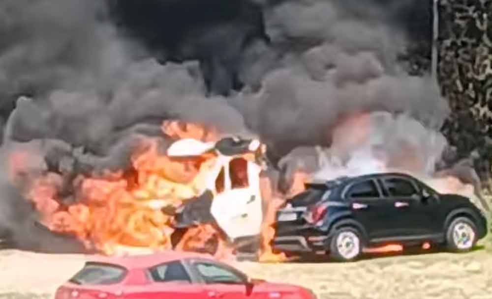 Sutri, esplode camper in un parcheggio. Un uomo ustionato.