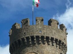 tricolore-torre-bagnaia