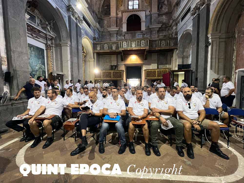 Facchini, prova generale. Cene in piazza: incassati 90 mila euro.