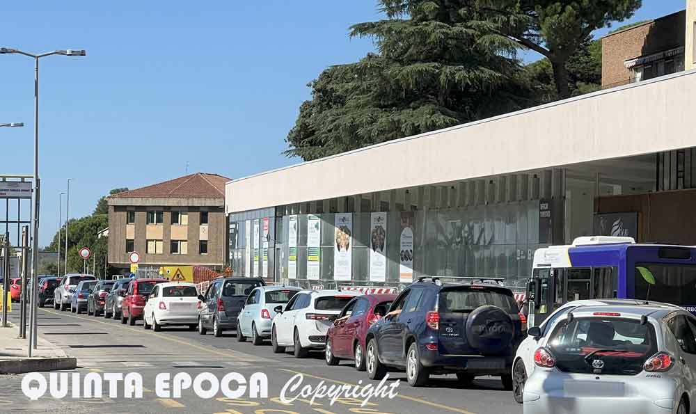 Traffico in tilt e automobilisti imbufaliti.