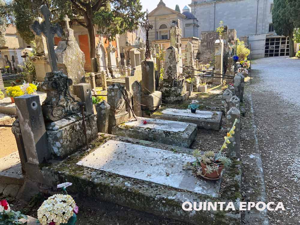 Cimitero San Lazzaro, tombe dell’800-900 nel totale abbandono.