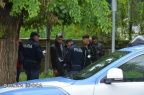 IMMIGRATI-POLIZIA