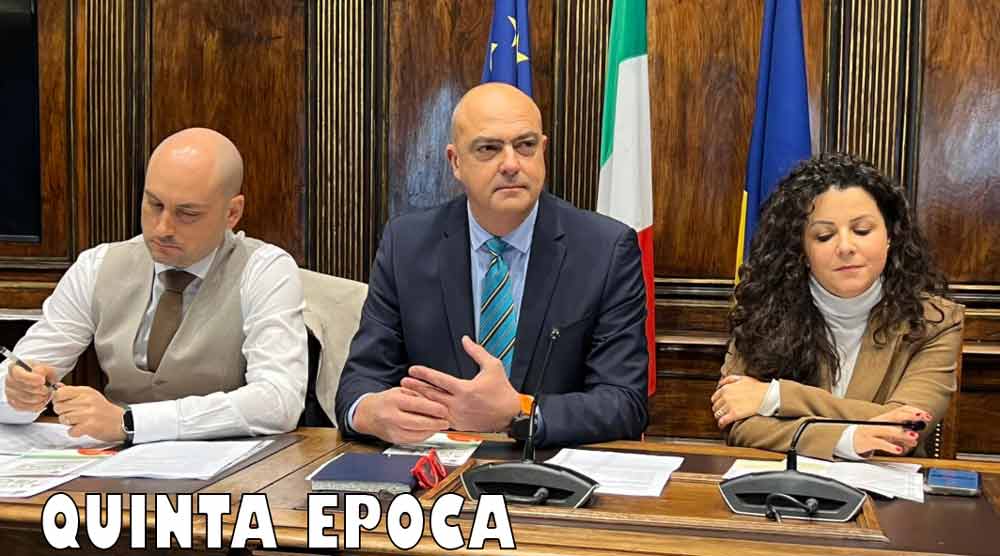 Sette isole ecologiche informatizzate e tre “mangia plastica” in arrivo