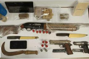 munizioni-droga-coltelli-pistole