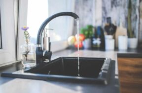 acqua-talete-rubinetto-potabile