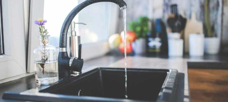 acqua-talete-rubinetto-potabile