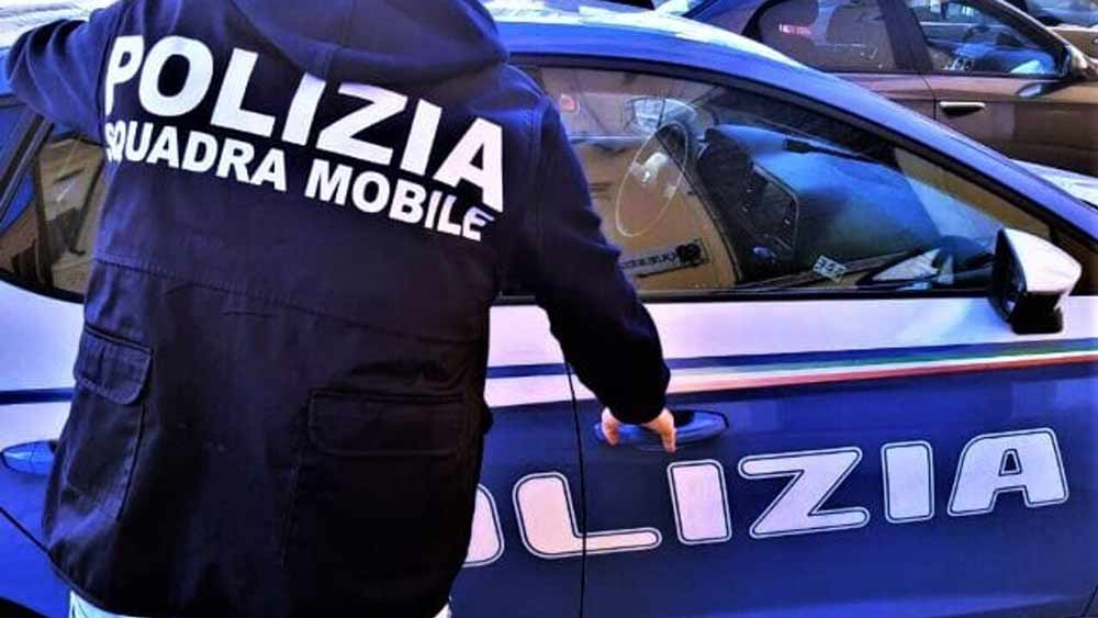Espulso 47enne responsabile di traffico illecito di sostanze stupefacenti, rapina, maltrattamenti in famiglia, evasione, minaccia a pubblico ufficiale e lesioni personali