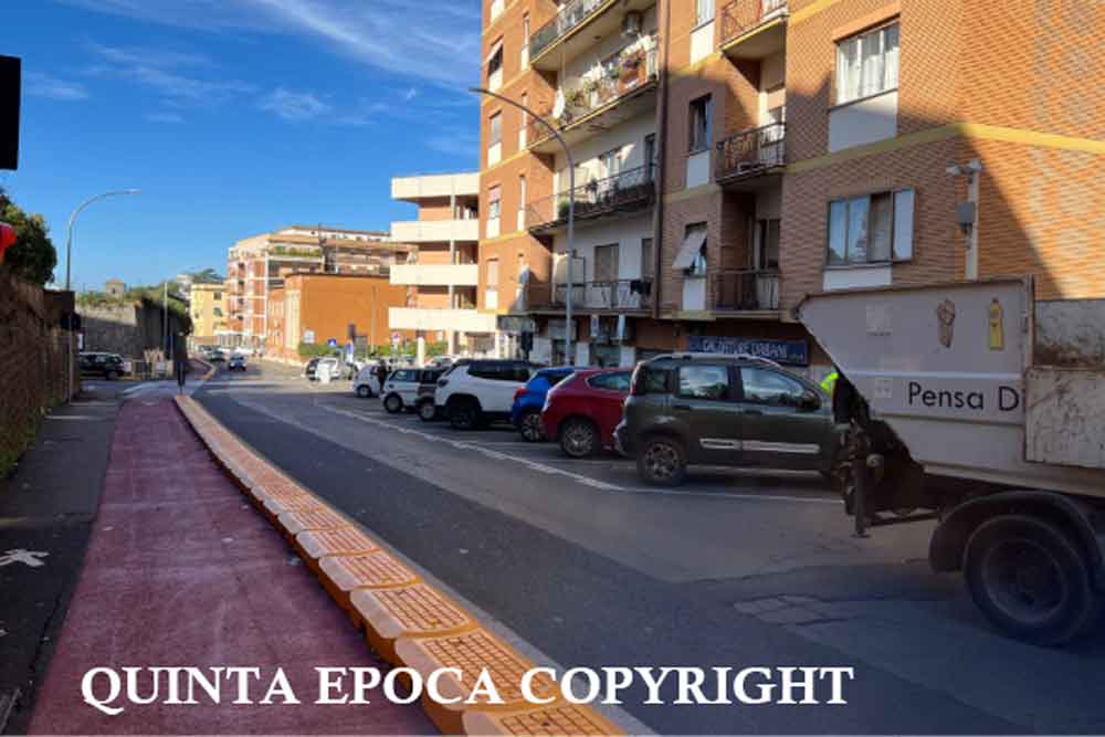Via della Pila, commercianti in fuga dalla ciclabile